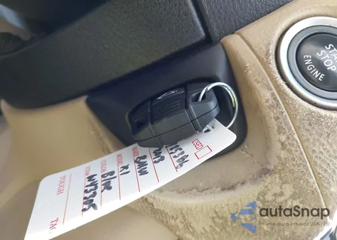 2013 BMW X1 Sdrive28I z USA, uszkodzony, nr VIN WBAVM1C56DVW43305